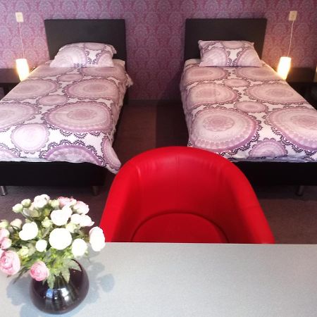 B&B Zevenkamp รอตเตอร์ดัม ภายนอก รูปภาพ